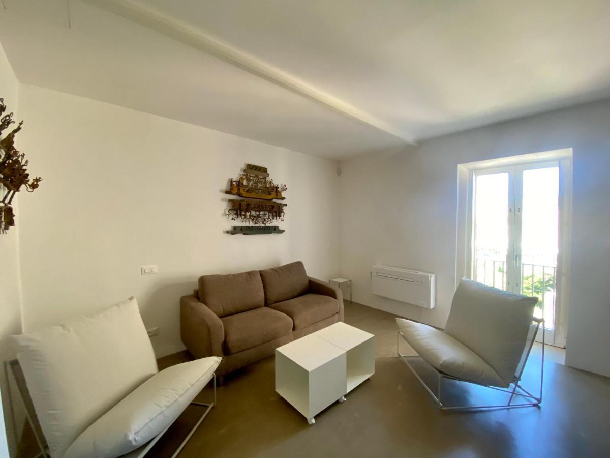 Aurea Tempio Di Apollo Apartment Syracuse Bagian luar foto